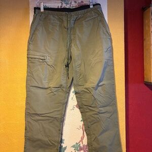Duluth Mens Size 34x30 Trading Flex out door Hiking pants.